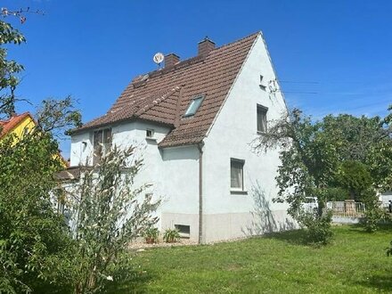 ** NEUER PREIS ** Freistehendes Einfamilienhaus mit schönem Grundstück in Zeithain