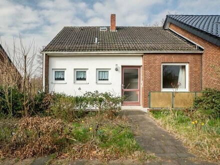 Familienfreundliches Doppelhaus mit viel Potenzial / Garten & Garage / Bremen-Schönebeck
