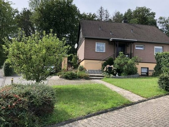 Einfamilienhaus mit traumhaftem Waldgrundstück und guter Verkehrsanbindung