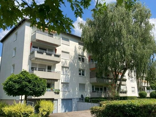 Kapitalanlage - Schöne Wohnung mit Balkon in Grünlage