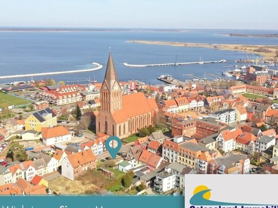 Baugrundstück im Herzen der Altstadt | 25 Meter bis zur Kirche | Leben im historischen Zentrum