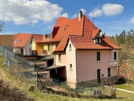 Doppelhaushälfte mit Potenzial und Ausblick