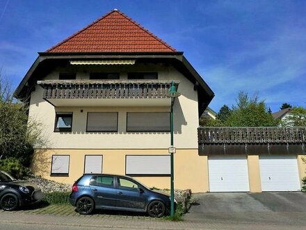 Schönes 3 Familien-Haus zur Kapitalanlage.