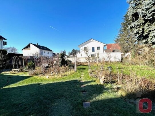 Lage, Lage ,Lage - Top Bauplatz mit Altbestand auf einem 1271m² großen sonnigen Grundstück