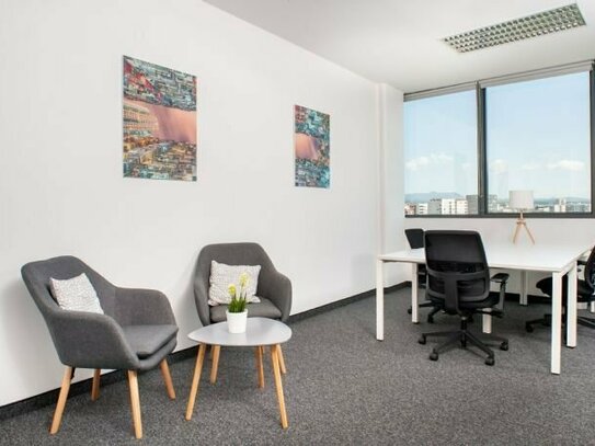 Voll ausgestatteter privater Büroraum für Sie und Ihr Team 15 sqm in Regus Darmstädter Landstraße