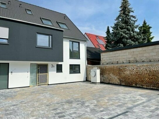 Moderne Doppelhaushälfte in Wiesental (Energieeffizienz A+)