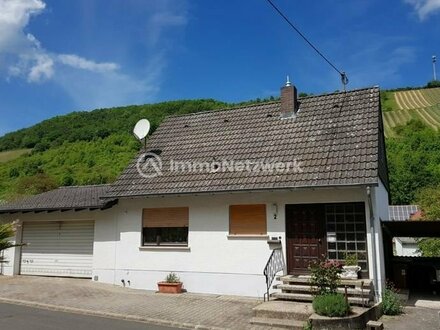 Jetzt günstig in die eigenen 4 Wände! Freistehendes Einfamilienhaus mit Garten in ruhiger Wohnlage.