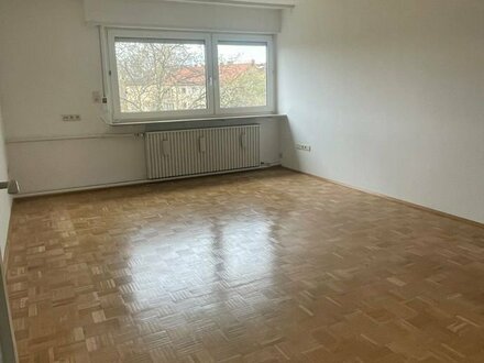 Schöne 3 Zimmer Wohnung sucht neuen Mieter