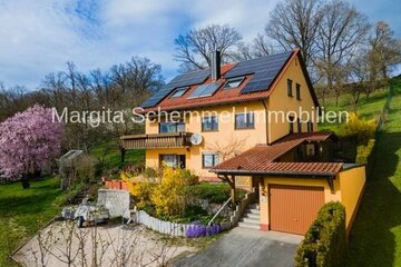 Imposantes Haus mit fantastischer Energiebilanz und Platz fürs Home-Office