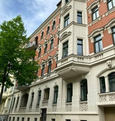 Hochwertig sanierte 3-Raumwohnung mit Balkon in der Südvorstadt!