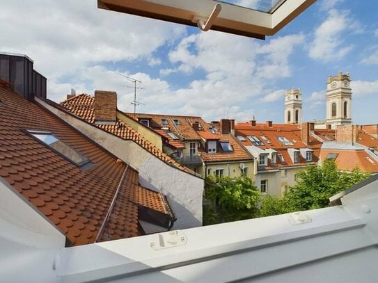 Potentialreiche Dachgeschoss-Maisonettewohnung in einem gepflegten Denkmalschutzobjekt