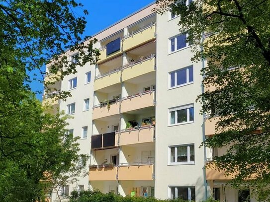 4-Zimmer-Wohlfühl-ETW mit sonnigem Balkon und Einzelgarage in ruhiger und zentraler Lage von Sieglitzhof