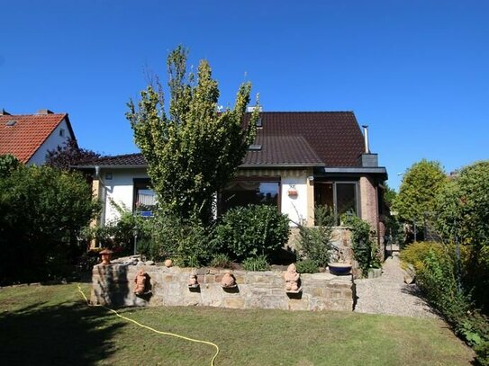 Einfamilienhaus mit schön angelegter Außenanlage in Gifhorn!