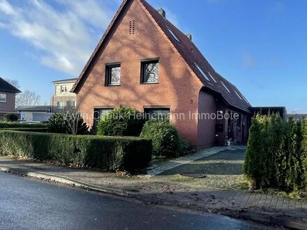 Gemütliches Ein-/ Zweifamilienhaus mit Bauplatz