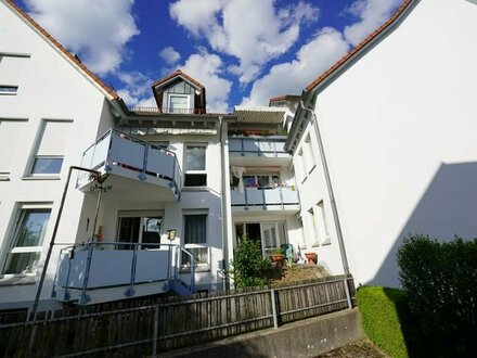 Preisgünstig Schöner Wohnen in Maisonettewohnung 3,5 Zimmer , Balkon, Garage in Leutkirch