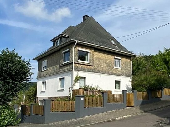 Tolles, historisches Stadthaus mit Terrasse, gepflegtem Garten und Garage!