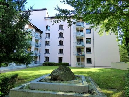 Zentrales 1-Zimmer-Apartment mit Balkon in Regensburg"