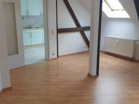 Helle Dachgeschoss-Wohnung am August-Bebel-Platz