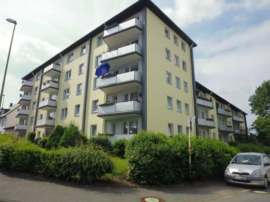 4-Zimmer-Wohnung mit Balkon und Aufzug im Haus