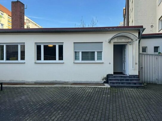 Modernisiertes Einfamilienhaus mit Charme und Vielseitigkeit im Herzen Nürnbergs /.....TOP PREIS....WARTET AUF NEUE BES…