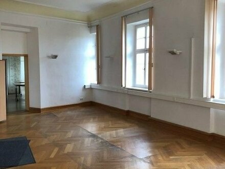 Repräsentative Büro-, Schulungs- oder Gewerberäume im Schloss zu Dürrwangen