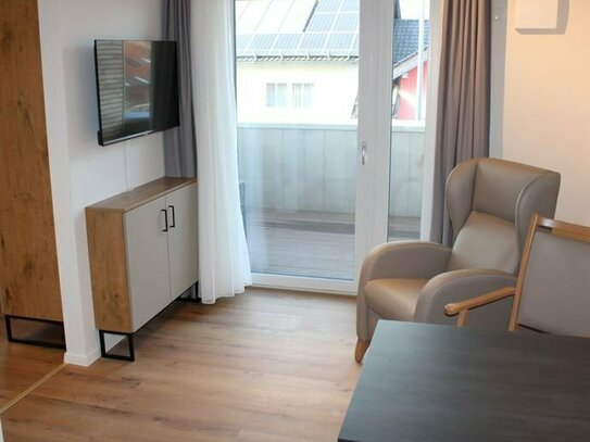 Pflegeapartment "selbstbestimmtes Wohnen"- möbliertes 2-Zimmer Apartment 3 mit offener Wohnküche & Terrasse