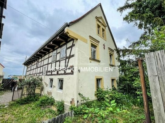 Denkmalgeschütztes Einfamilienhaus mit großem Potenzial zur Sanierung. „Alte Schmiede in Dresden-Kaditz“