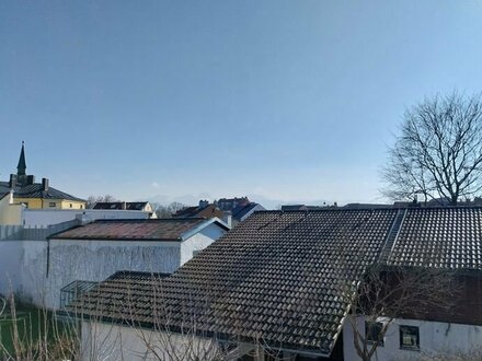 Exklusiv 2,5 Zimmer Wohnung mit tollem Blick und großer Terrasse in Zentrum von Bad Aibling