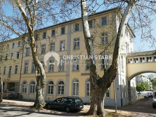 Lage-Hit: Saniertes Praxis- Bürohaus od. Klinik, mit verschiedensten Nutzungsmöglichkeiten!