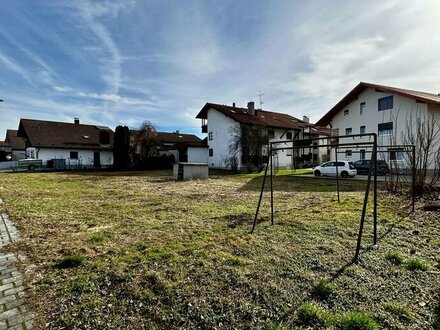 attraktives Baugrundstück in Großkarolinenfeld zu verkaufen - vielseitig bebaubar