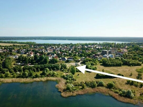 Traumlage, direkt am See! Bauträgerfreies Baugrundstück in Pouch