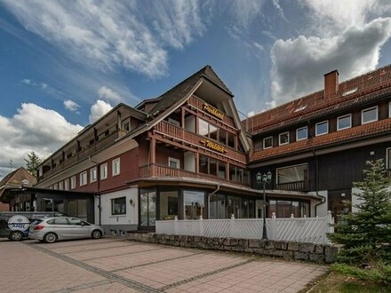 Traditionelles 4 Sterne Hotel in Titisee zu verkaufen! Nur 300 Meter vom See entfernt!