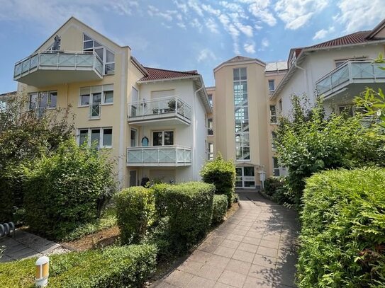 Junges Wohnen in moderner 2-Zi-Balkon-Whg., rd. 59 m², offene Küche, Architektenhaus in Bad Homburg