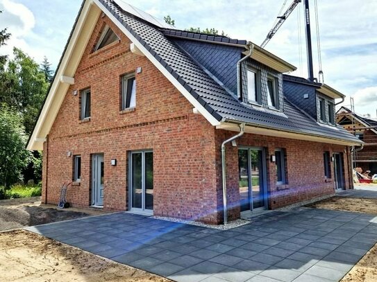 Traumhafte Neubau-Doppelhaushälfte in Schwinde: Ihr neues Zuhause nahe der Elbe