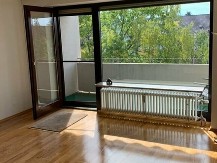 Sofort frei - 3 Zi.-Wohnung - neues Bad - Balkon - Blick ins Grüne, 4/4 - Aufzug