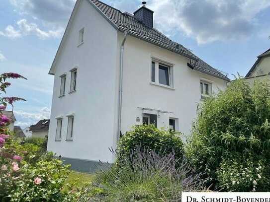 Kapitalanleger aufgepasst! Umfangreich saniertes, vermietetes Einfamilienhaus mit Garten! Nähe Limburg!