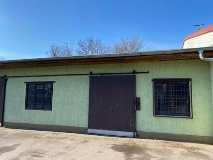 Große Halle zu vermieten, mitten in Stadtfeld auf geschlossenem Gelände.