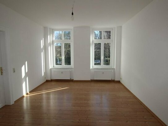 3-Raum-Wohnung mit EBK und Balkon