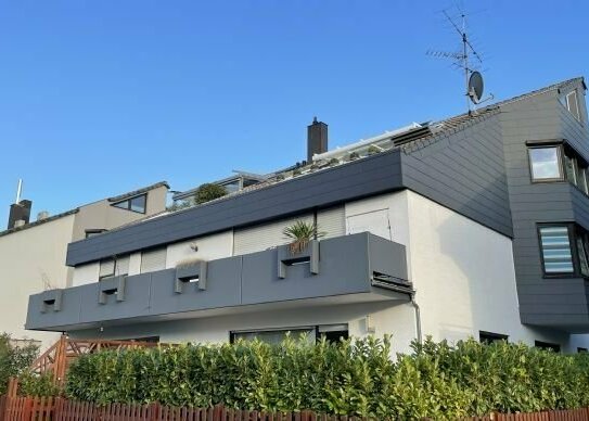 Fernblick! Helle 2,5 Zimmer Wohnung mit Balkon, Garage in Top Lage auf dem Bübinger Berg