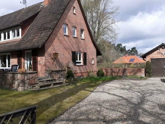 wunderschönes EFH mit parkähnlichem Garten im Grünen von Bleckede