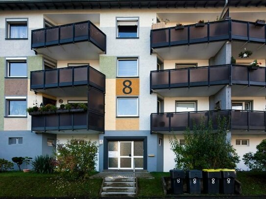 Schön aufgeteilte Wohnung in ruhigem Wohnhaus mit Balkon