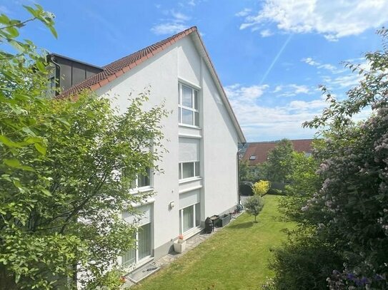 Großes Einfamilienhaus auf dem Tüllinger Berg mit Sicht über Lörrach!
