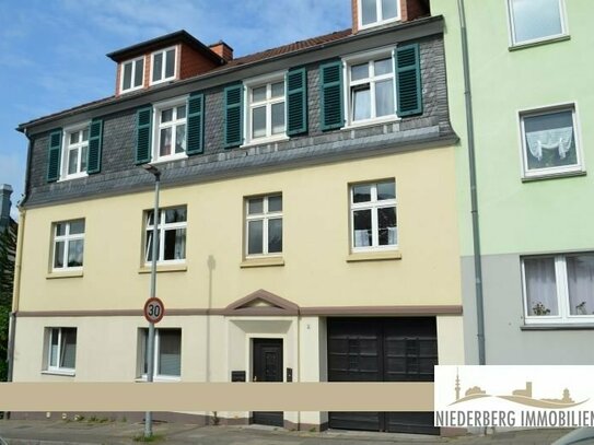 Gut geschnittene DG-Wohnung mit drei Zimmern in Wülfrath!
