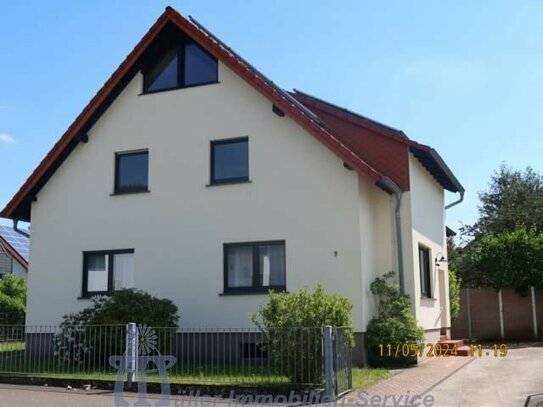 Attraktives 1- bis 2-Familienhaus in schöner Stadtrandlage mit parkähnlichem Grundstück