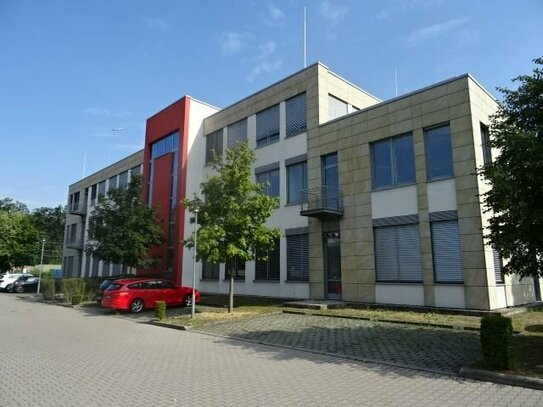 930 m² "Exklusive Büroeinheit" Red Square Neu-Isenburg - Zeppelinheim Provisionsfrei zu vermieten"