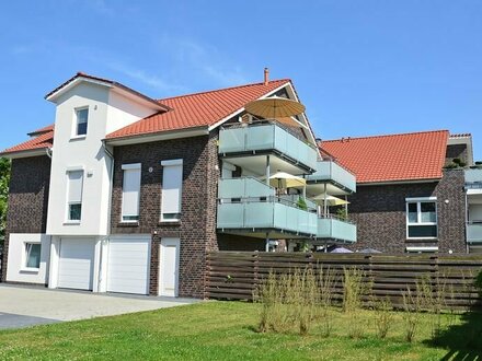 Moderne Eigentumswohnung im Dachgeschoss mit großzügiger Raumaufteilung sowie Südbalkon in beliebter Wohnlage von Bad Z…