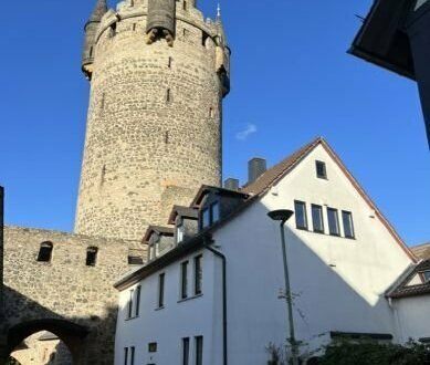 Mehrfamilienhaus in Friedberg zu verkaufen