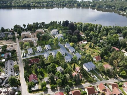 Traumhaftes Baugrundstück, unmittelbar am Petzinsee