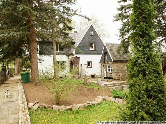 Einfamilienhaus (ausbaufähig) mit 1.500 m² Grundstück am Steigerwald