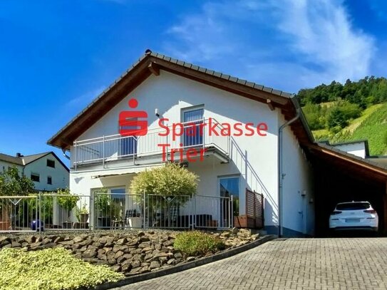 Gepflegtes Einfamilienhaus mit idyllischem Ausblick in Schleich a. d. Mosel